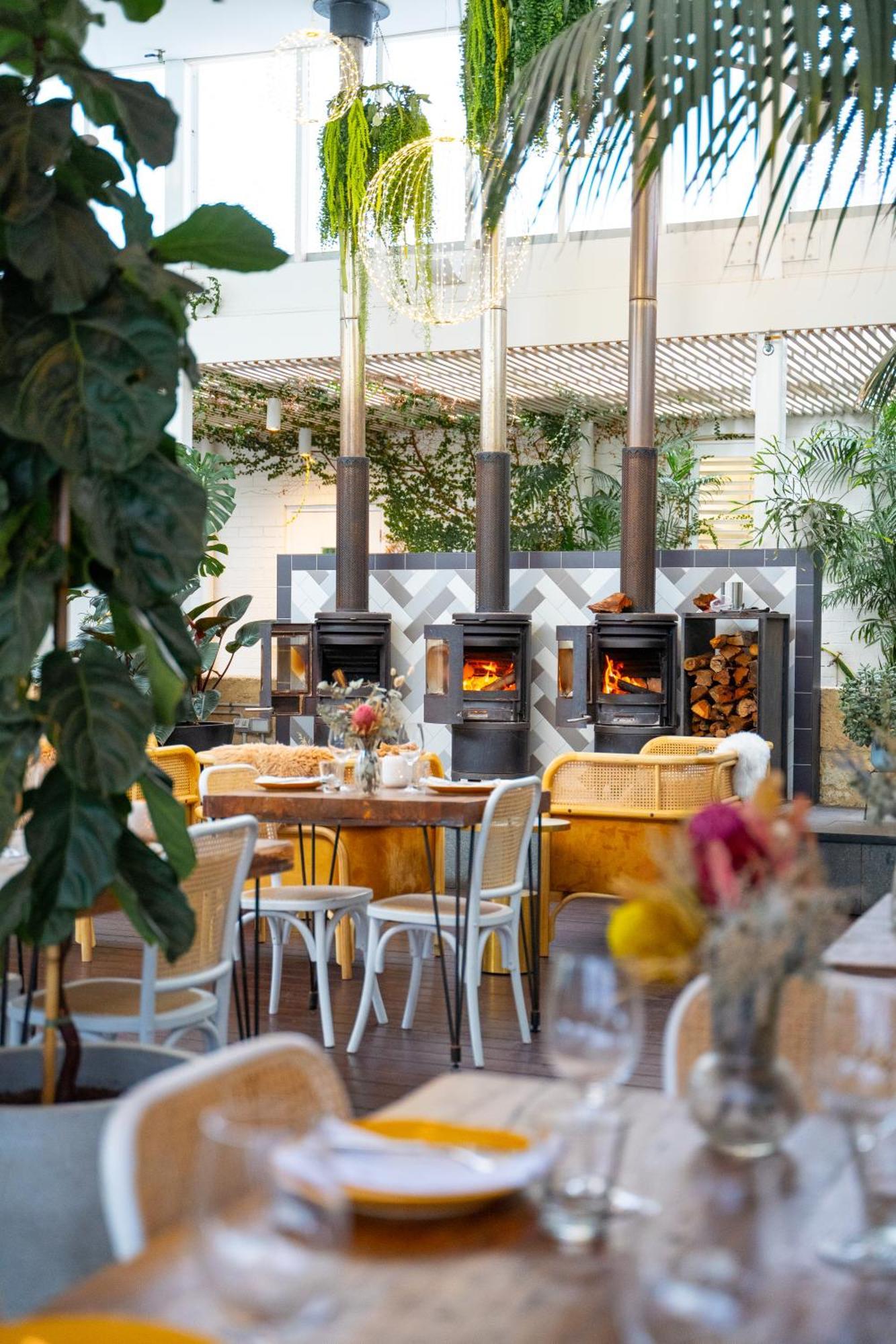 Cottesloe Beach Hotel Perth Ngoại thất bức ảnh
