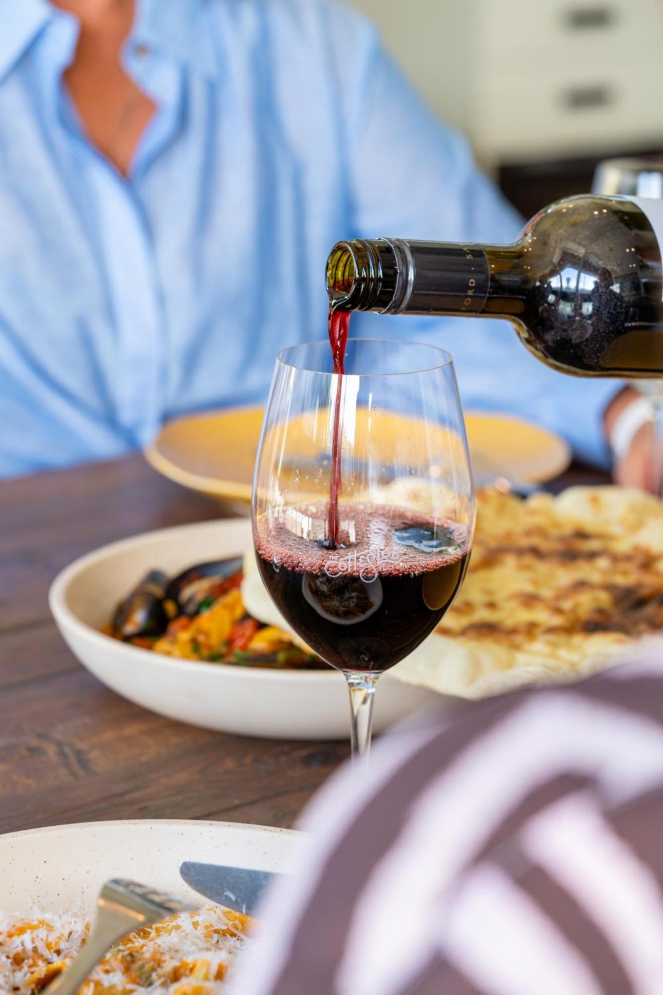 Cottesloe Beach Hotel Perth Ngoại thất bức ảnh