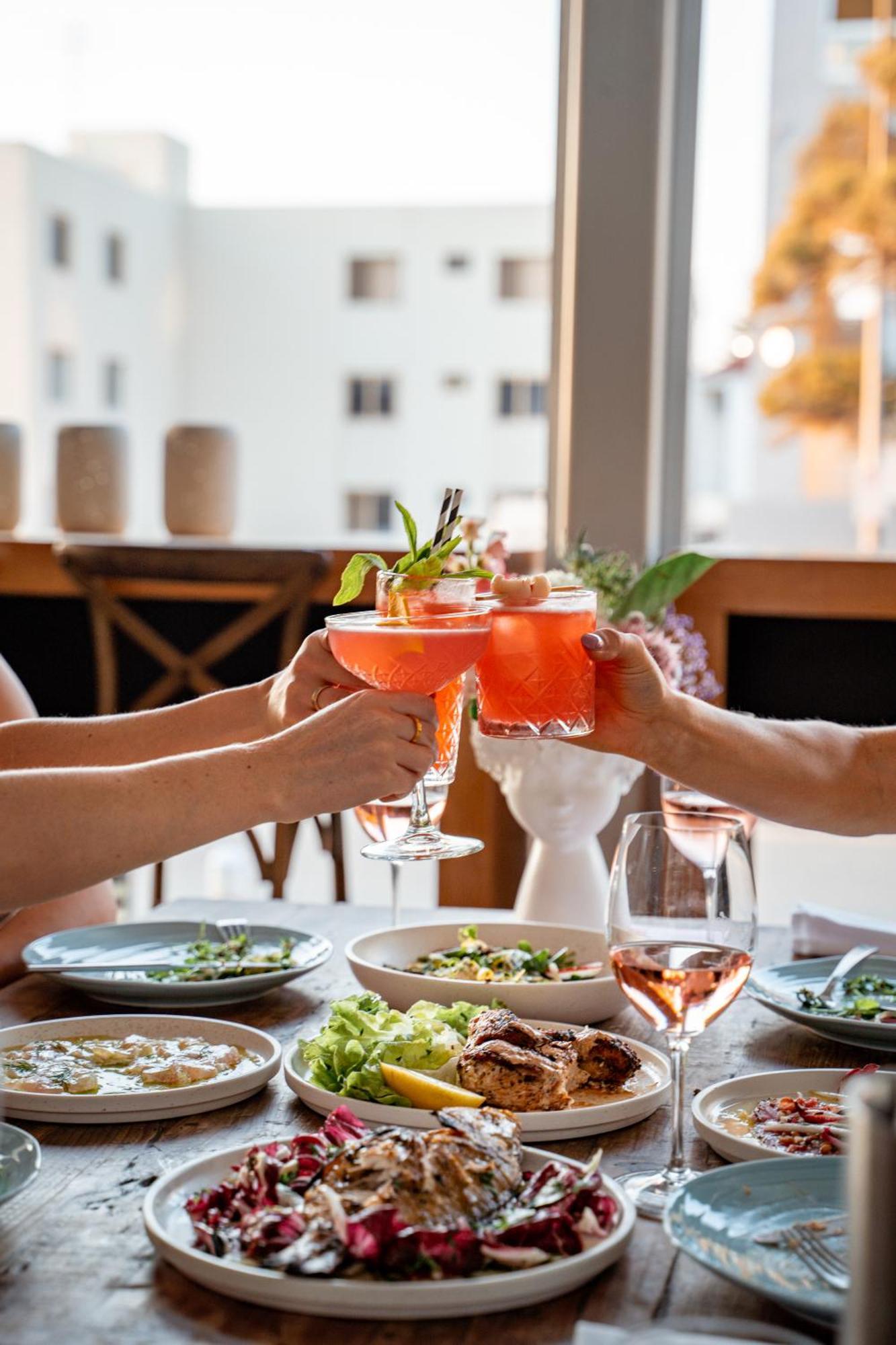 Cottesloe Beach Hotel Perth Ngoại thất bức ảnh