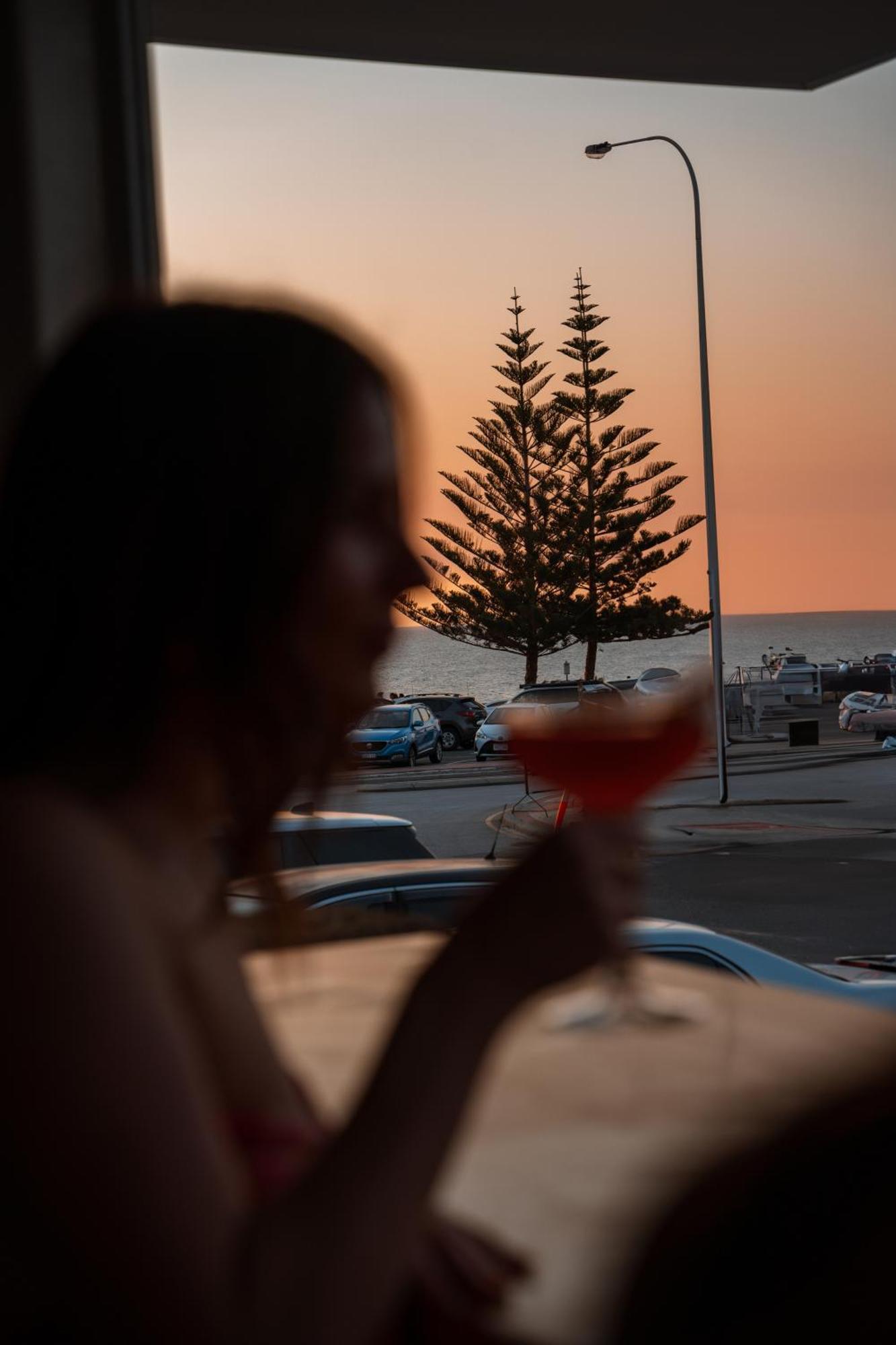 Cottesloe Beach Hotel Perth Ngoại thất bức ảnh