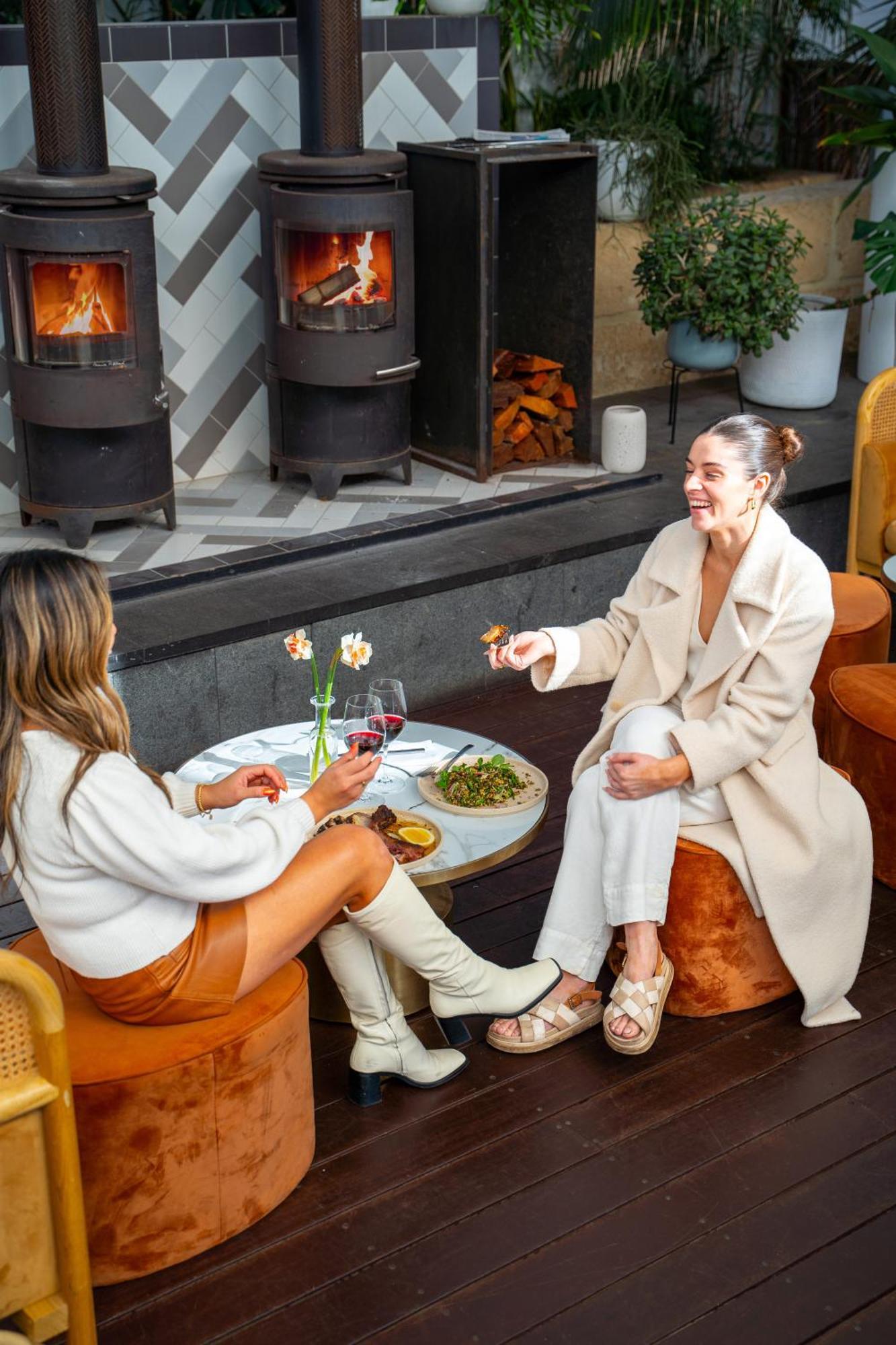Cottesloe Beach Hotel Perth Ngoại thất bức ảnh