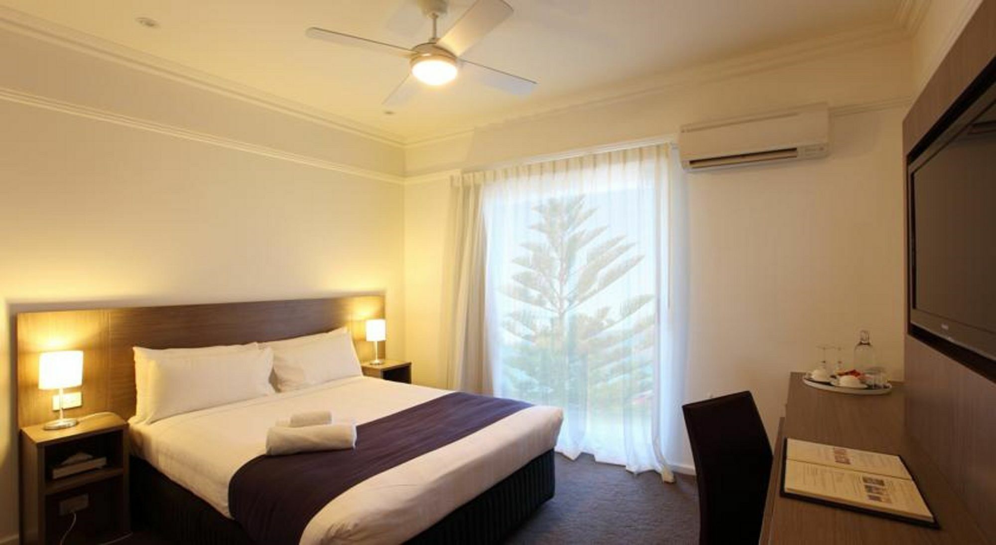 Cottesloe Beach Hotel Perth Ngoại thất bức ảnh